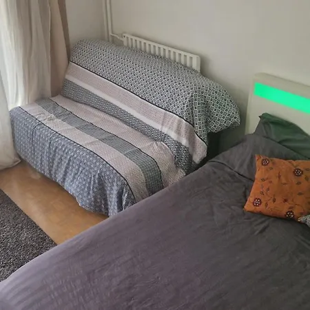 Chambre Pour 4 Chez Rihani Pres De La Tour Eiffel-3